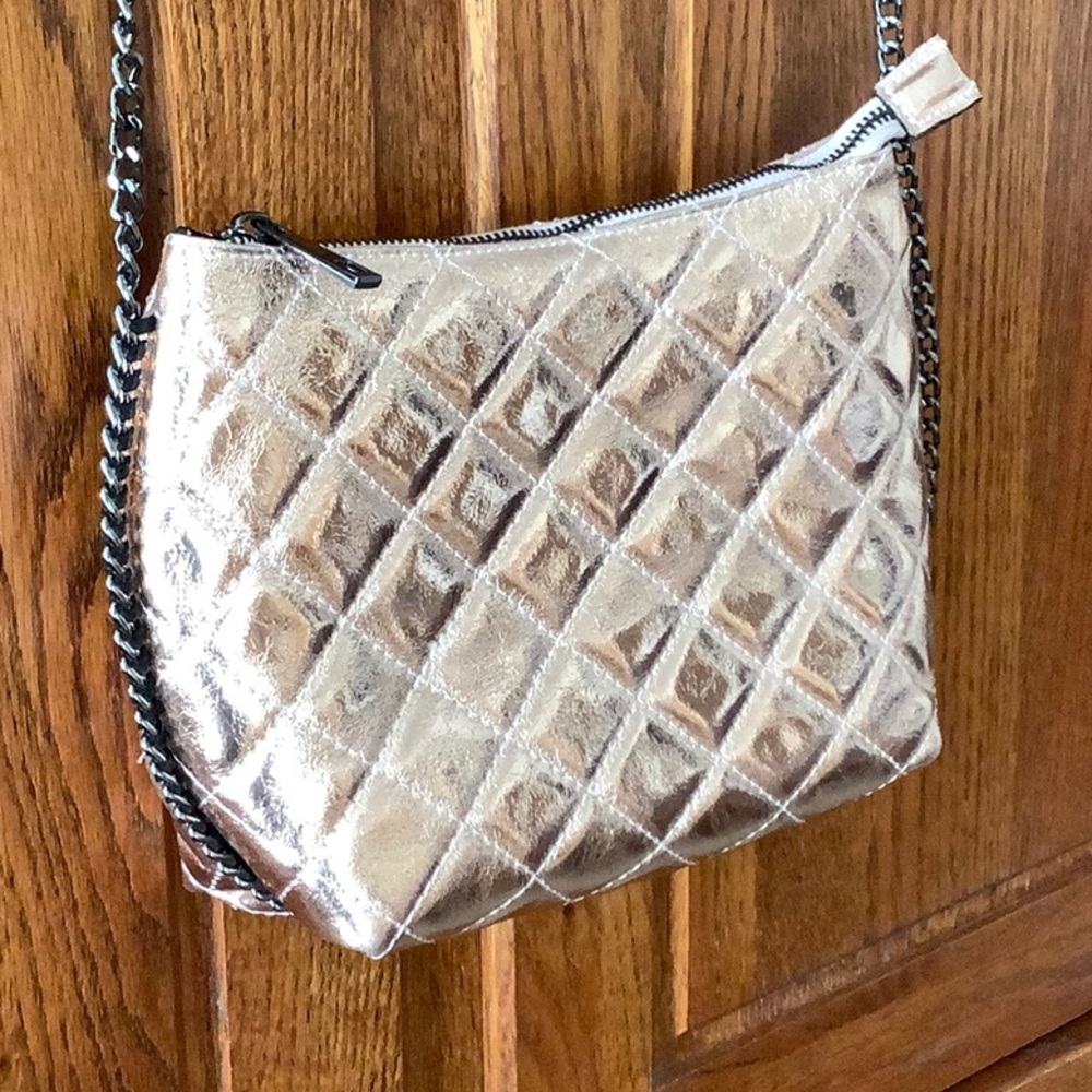 Borse in Pelle - Quilted Leather Crossbody Evening Bag - Blush Metallic color. - Picture 2 of 8